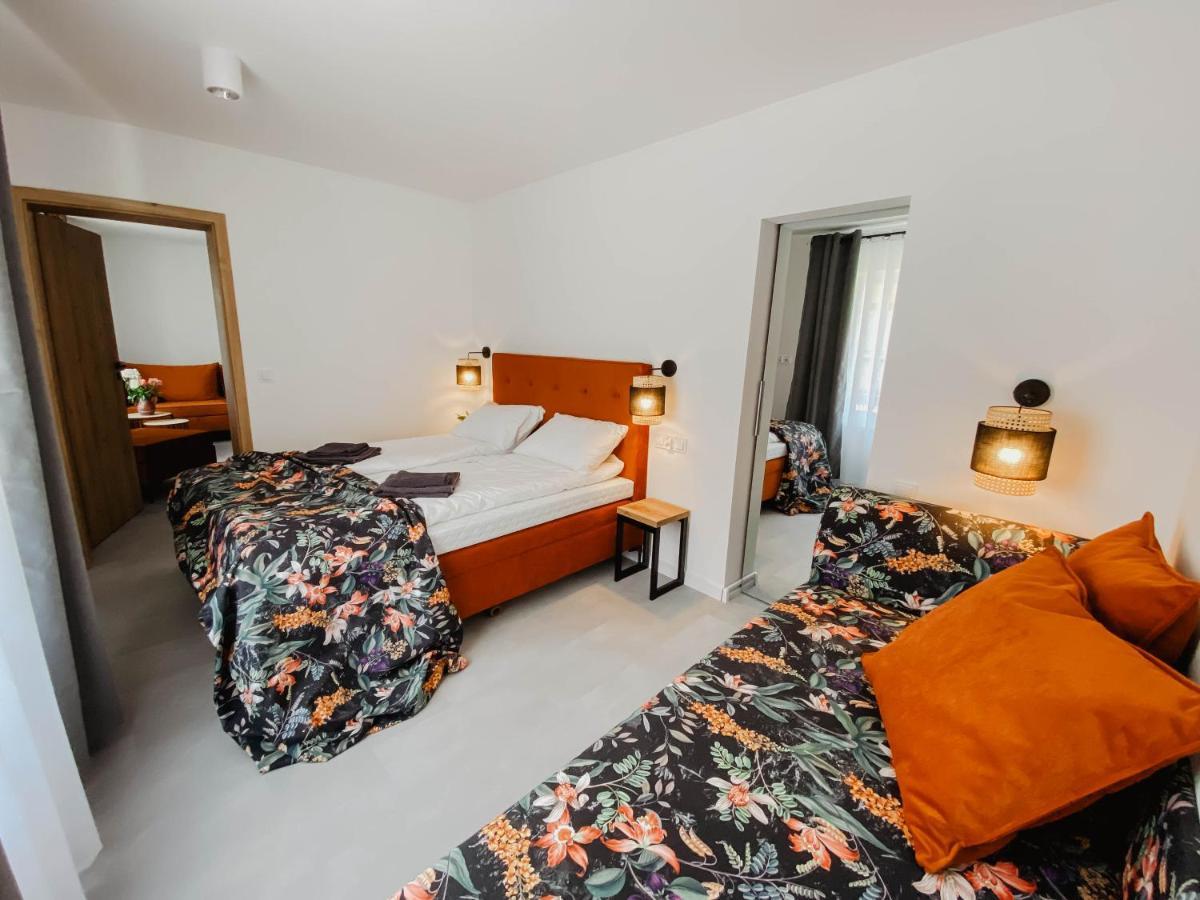 Cztery Pory Roku Apartman Wiele Kültér fotó