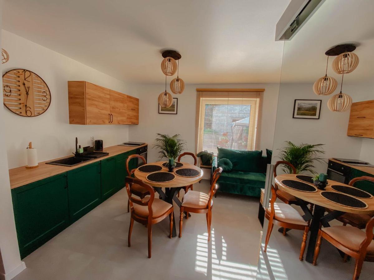 Cztery Pory Roku Apartman Wiele Kültér fotó