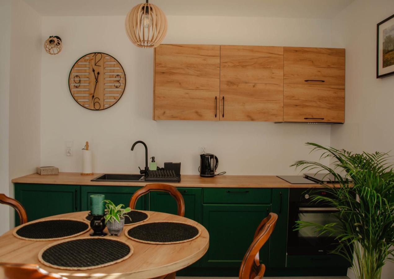 Cztery Pory Roku Apartman Wiele Kültér fotó