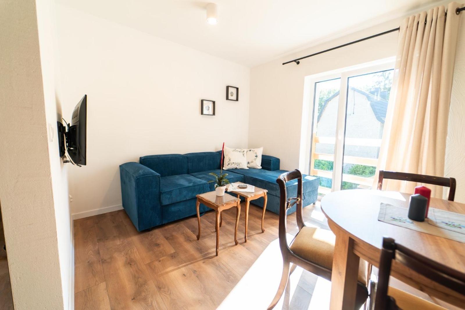 Cztery Pory Roku Apartman Wiele Kültér fotó