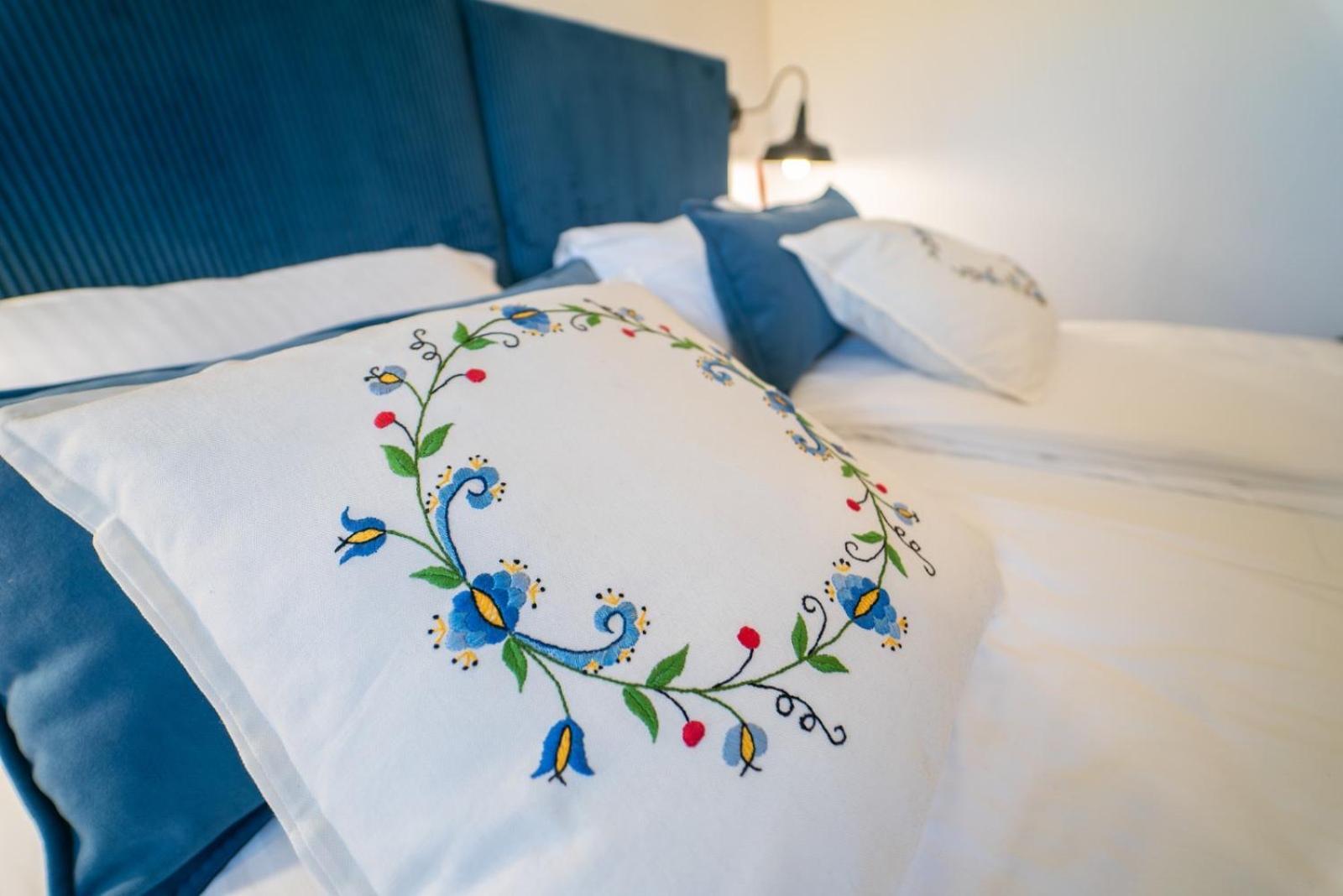 Cztery Pory Roku Apartman Wiele Kültér fotó