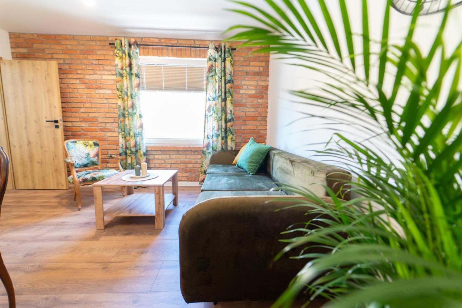 Cztery Pory Roku Apartman Wiele Kültér fotó